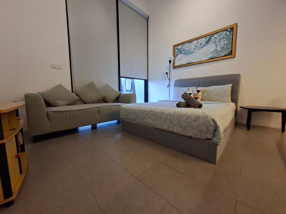 IHomes33 EST Bangsar KL Sentral LRT 2-4 Pax, IH03 Apartment in Federal Territory of Kuala Lumpur