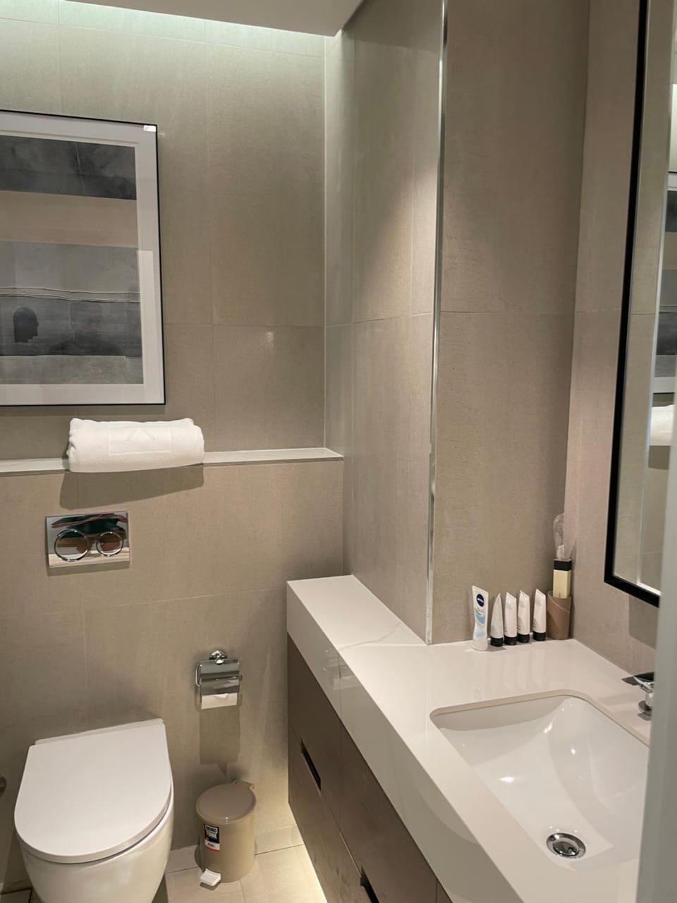 Shower, Toilet, Bath