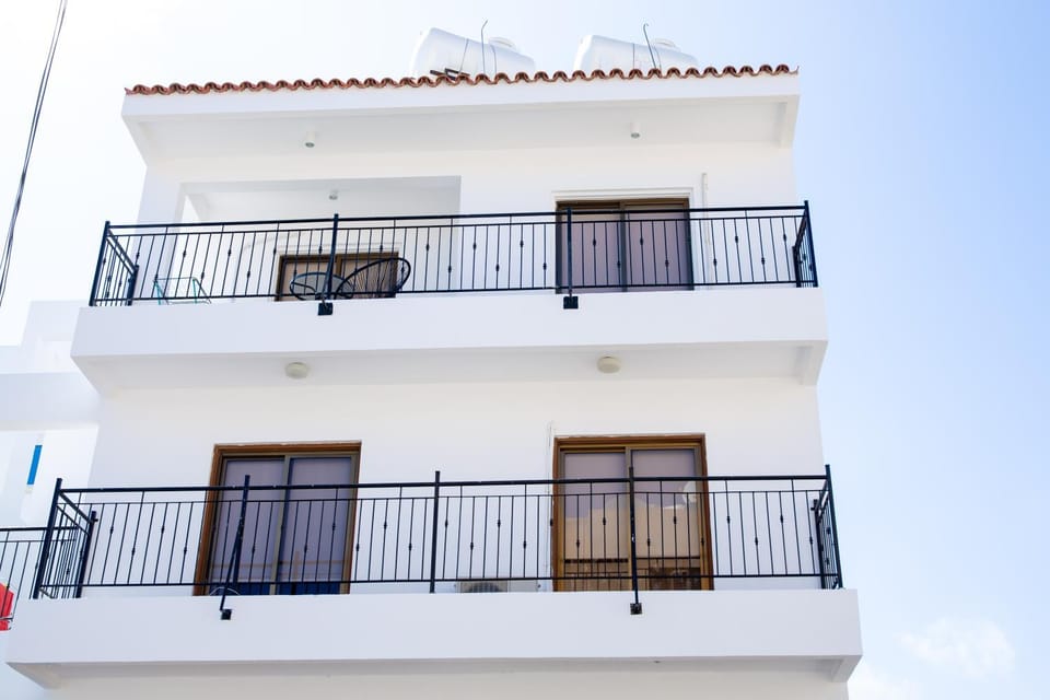 Property building, Balcony/Terrace