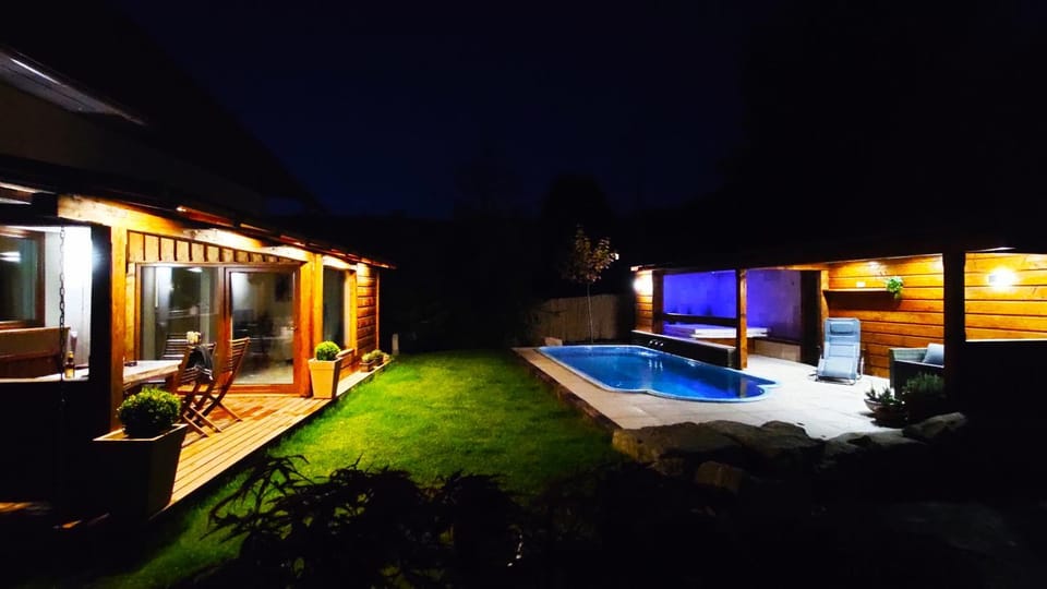 Night, Swimming pool