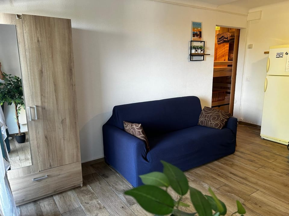 Appartement rénové, Terrasse 20 m2 Vue montagne WIFI Apartment in Bolquère