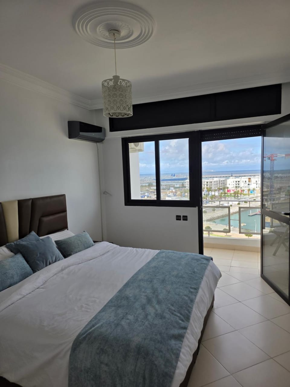 Sea View Apartment Walk to Beach and Marina Apartment in Tangier