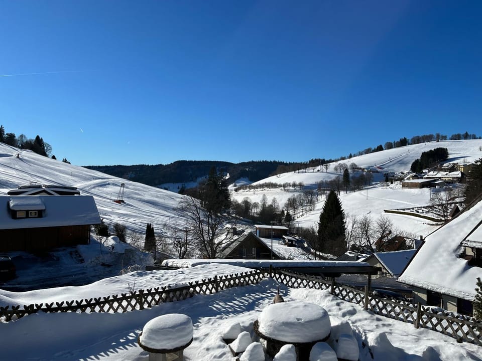 Day, Natural landscape, Winter, Mountain view