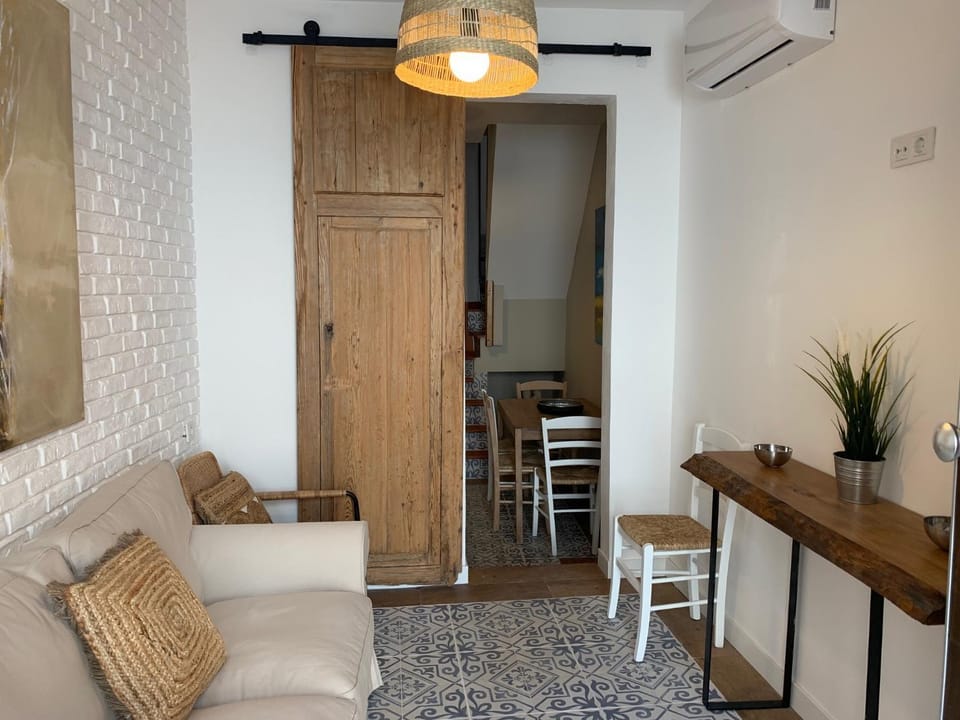 Home SEA&DREAMS OldTown III House in Calp
