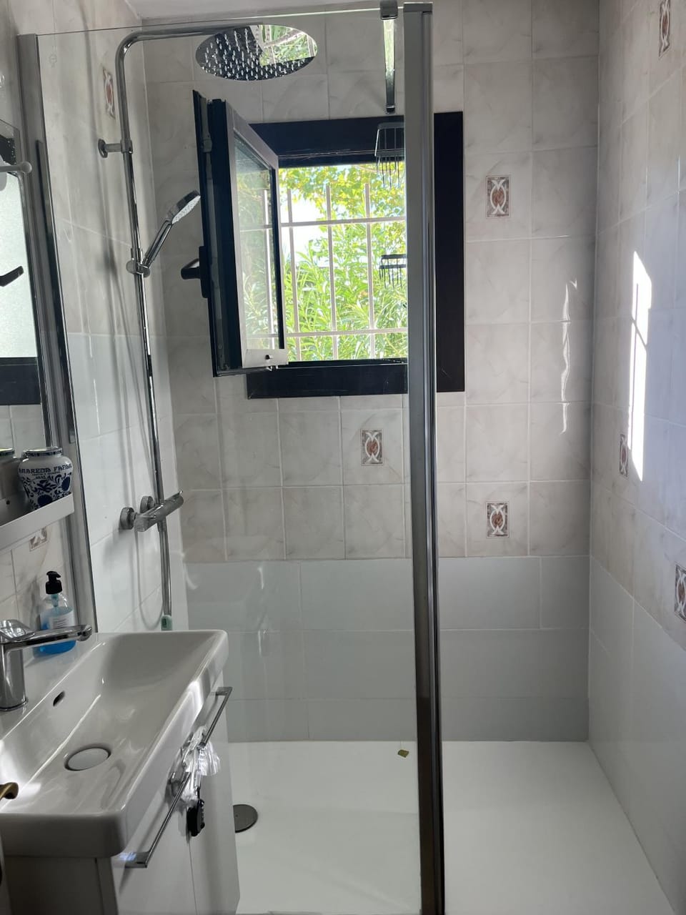 Chambre double Greg en colocation Vacation rental in Montpellier
