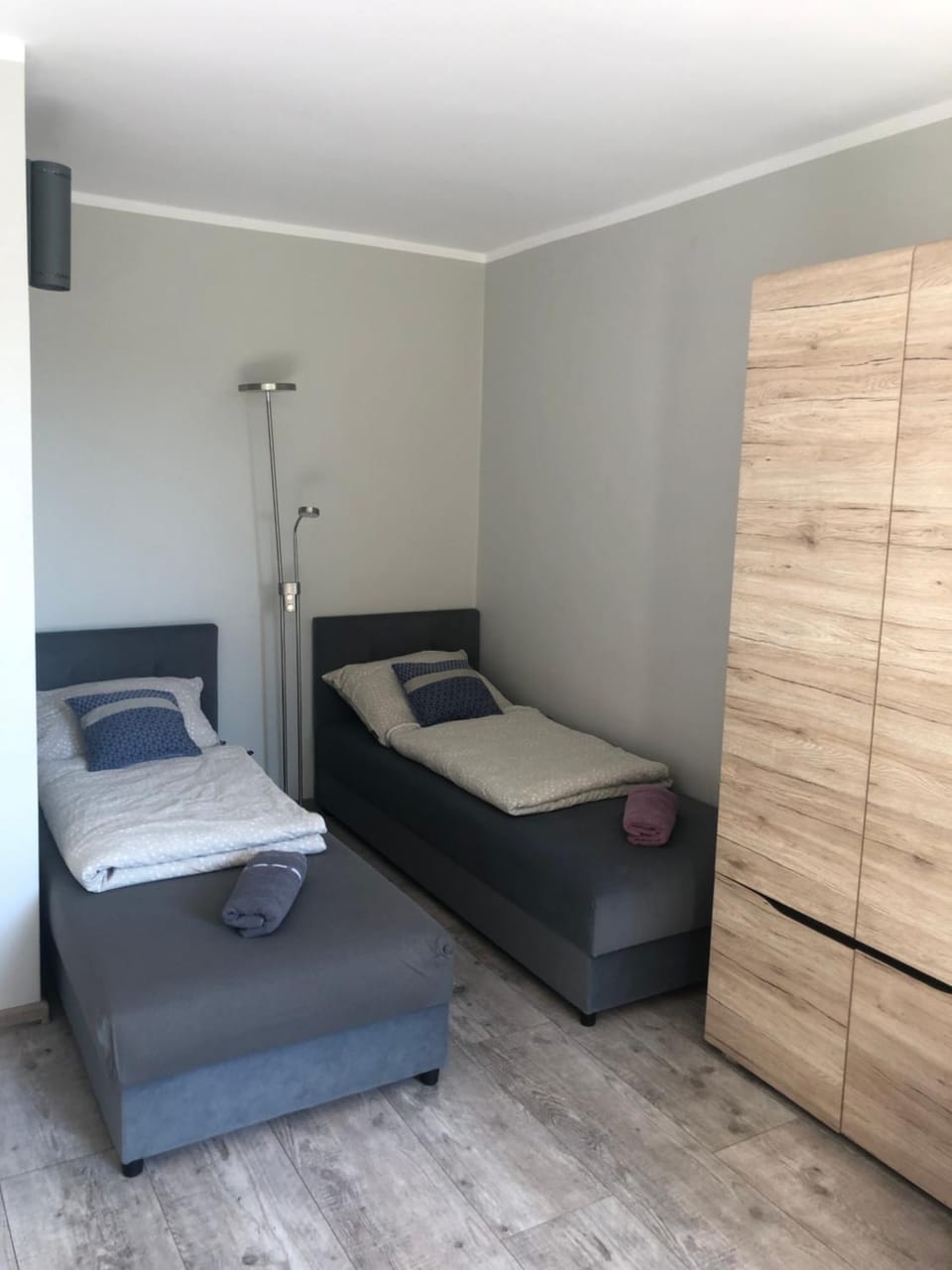 Bed, Photo of the whole room, Bedroom, wardrobe