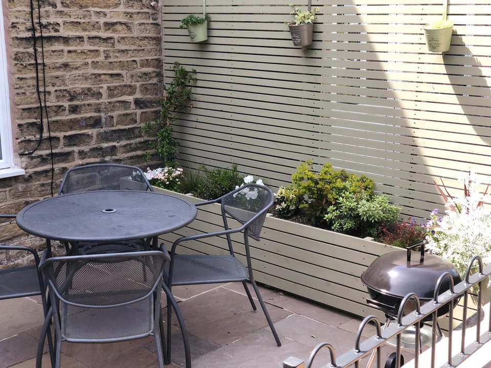 Patio, Garden, Balcony/Terrace, Garden view