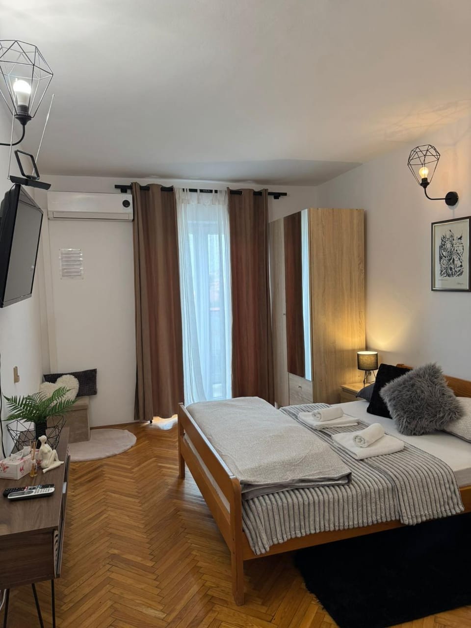 Apartments Solis, 50 m from the sea - Jakišnica Apartment in Lun