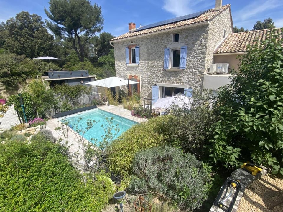 La suite de charme du Mas de la Fontaine de Jonquier avec SPA privatif Bed and Breakfast in Provence-Alpes-Côte d'Azur