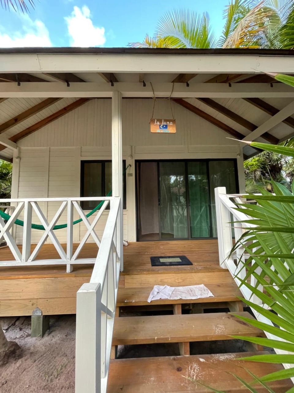 Patio, Facade/entrance