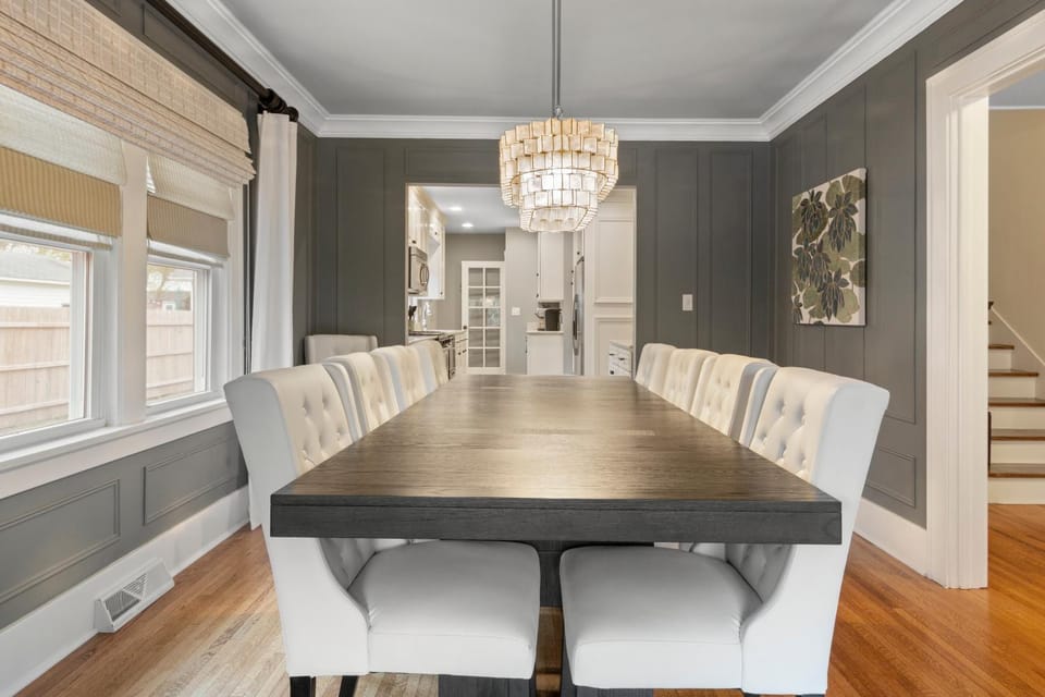 Gorgeous Downtown Bungalow, Walk Everywhere!!! House in Lake Geneva