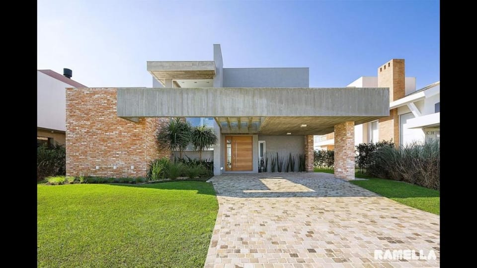 Magnífica casa de condominio em Xangri-lá House in State of Rio Grande do Sul