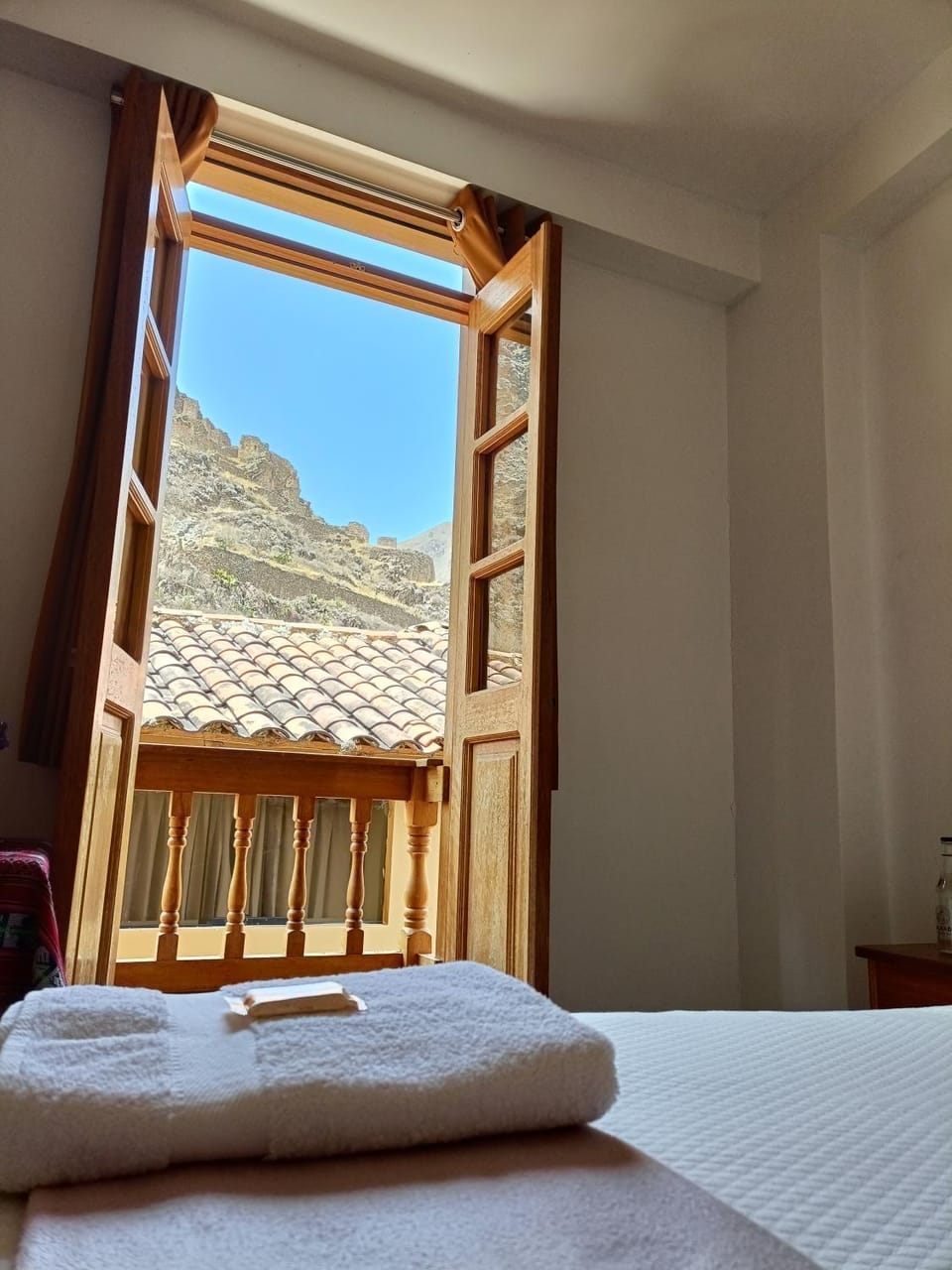 Natural landscape, Balcony/Terrace, Photo of the whole room, Bedroom, Mountain view, towels