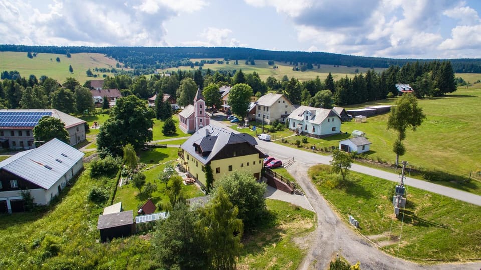 Day, Neighbourhood, Natural landscape, Bird's eye view