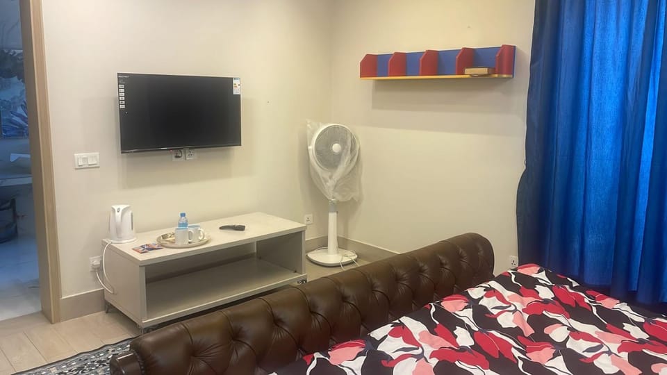 TV and multimedia, fireplace