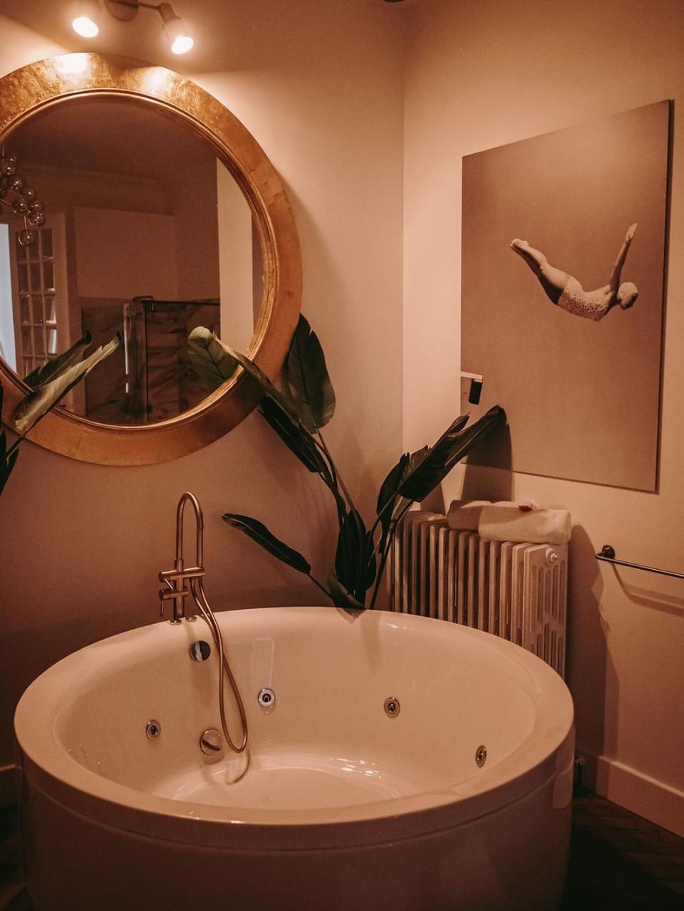 Bathroom, Spa and wellness centre/facilities