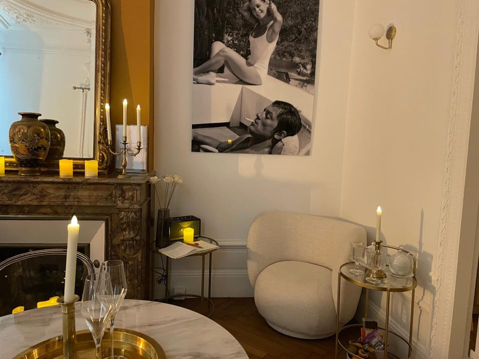 Maison Marie-Astrid, Guest house , Suite avec Balnéo privée Bed and Breakfast in Bordeaux
