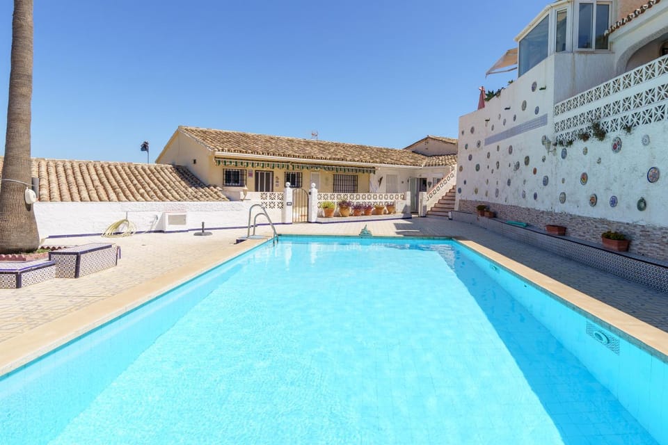 Property building, Swimming pool