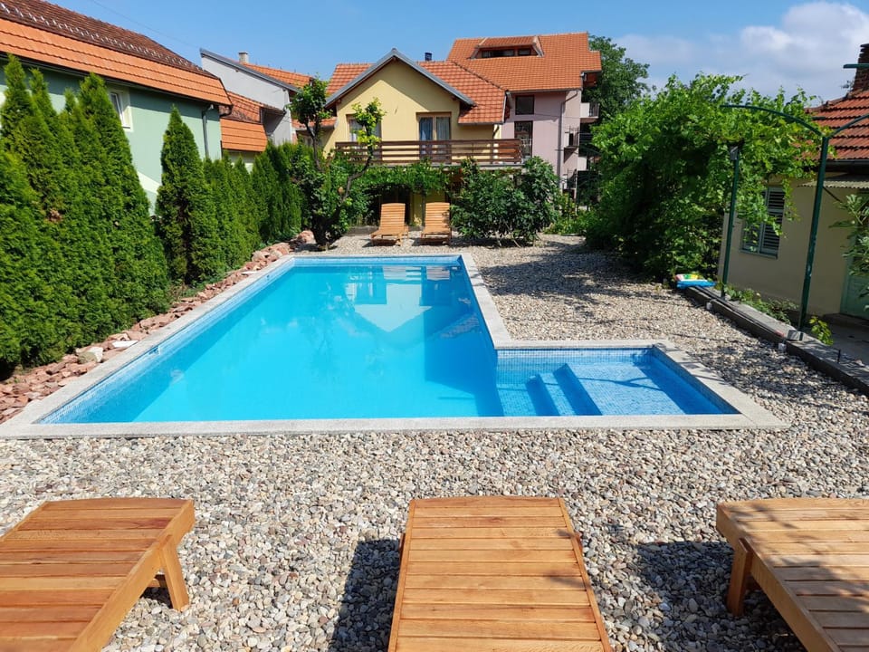 Pool view, Swimming pool