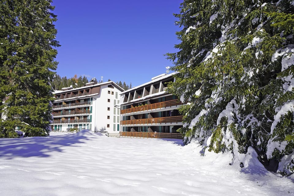 Property building, Winter