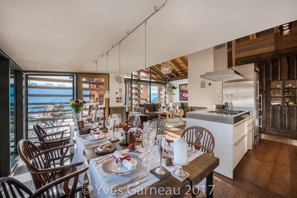 Living room, Dining area, kitchen