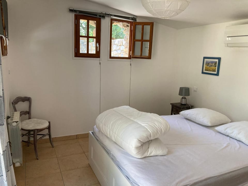 Gîte Encore Un Soir House in Hyères