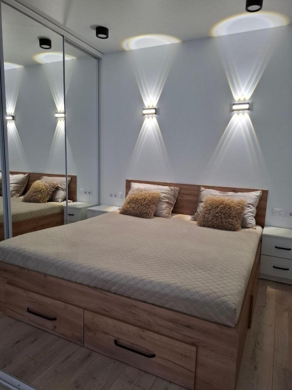 Bed, Bedroom, wardrobe