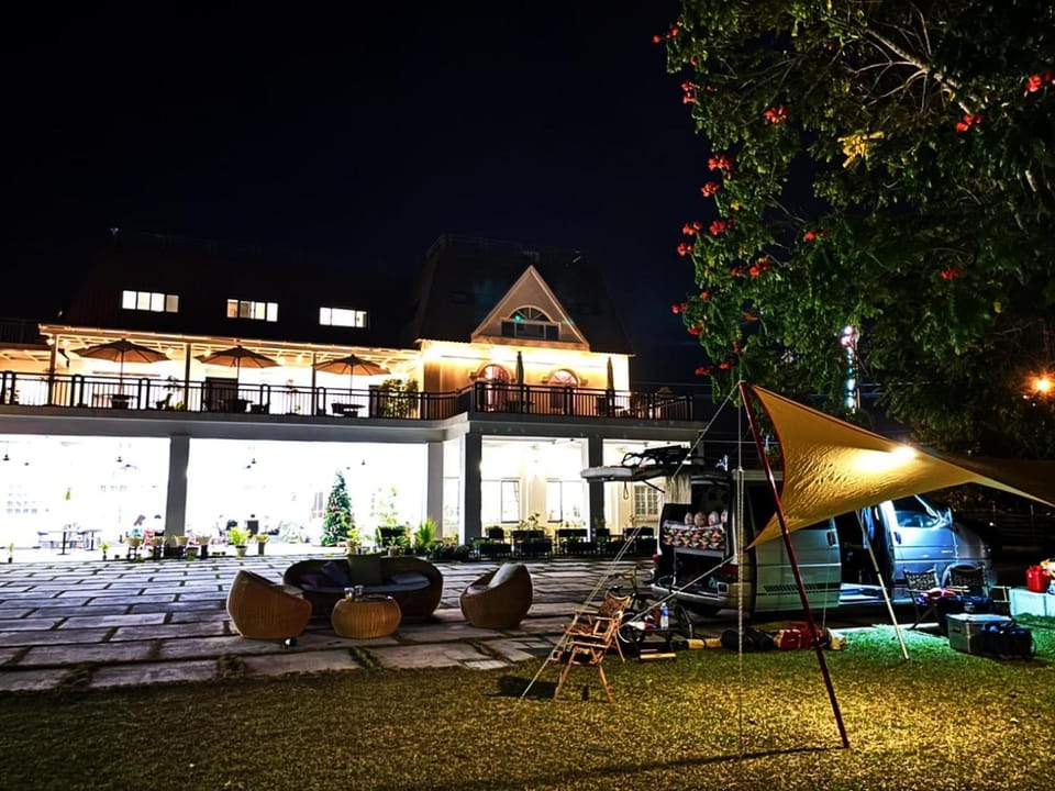 瓦樣山巷台南玉井南科套房月租12000起露營戶外婚禮 Bed and Breakfast in Kaohsiung