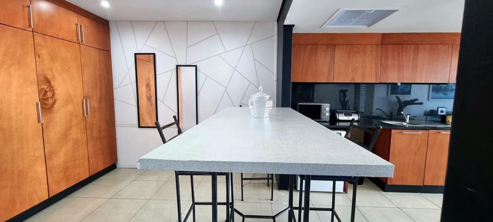 Dining area, Communal kitchen