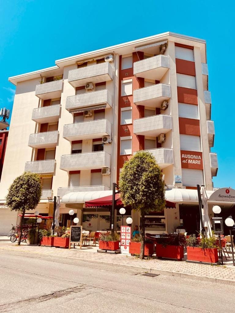Property building, Street view