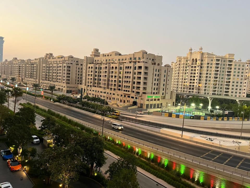 View (from property/room), Street view