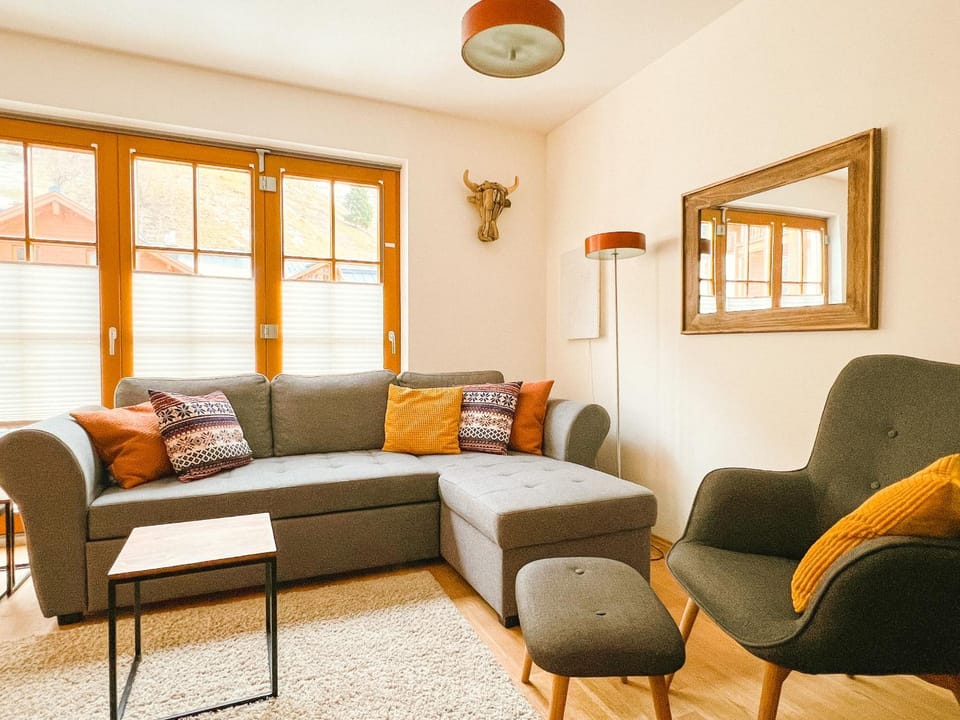 Communal lounge/ TV room, Living room