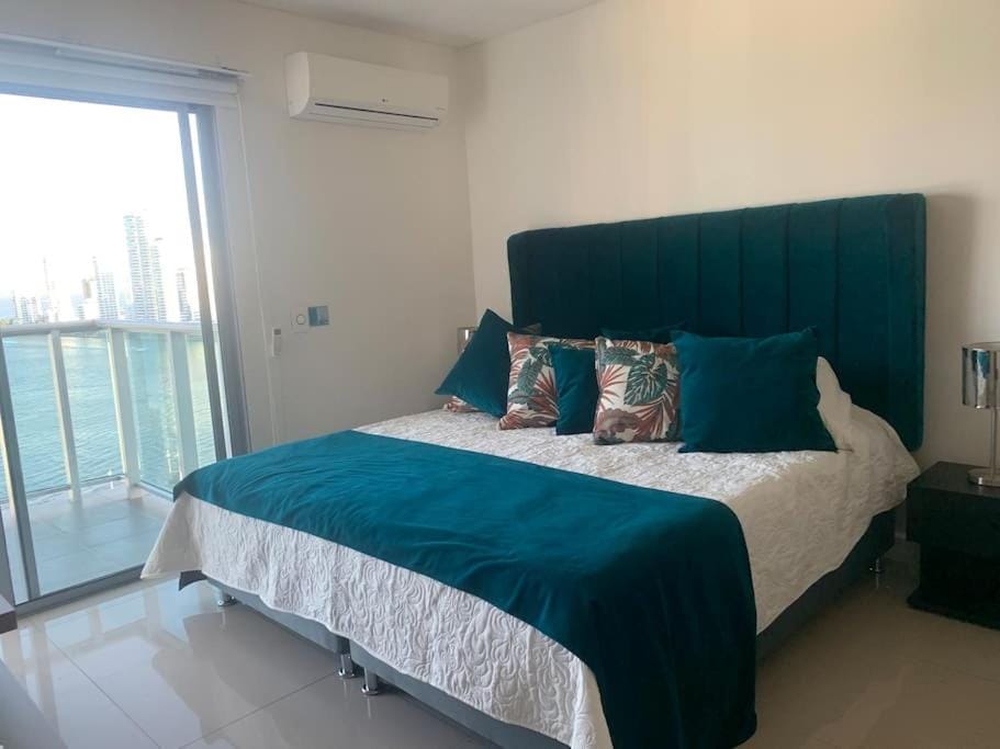 19TH FLOOR LUXURY APARTMENT BAY VIEW CARTAGENA Apartment in Cartagena