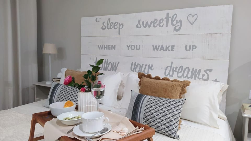 Bed, Coffee/tea facilities, Bedroom