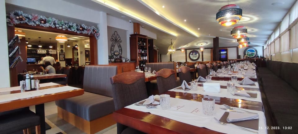 Restaurant/places to eat