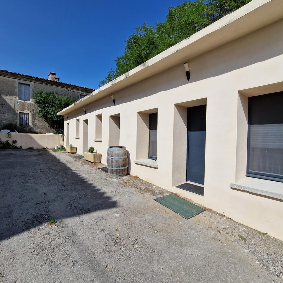 Property building, Day