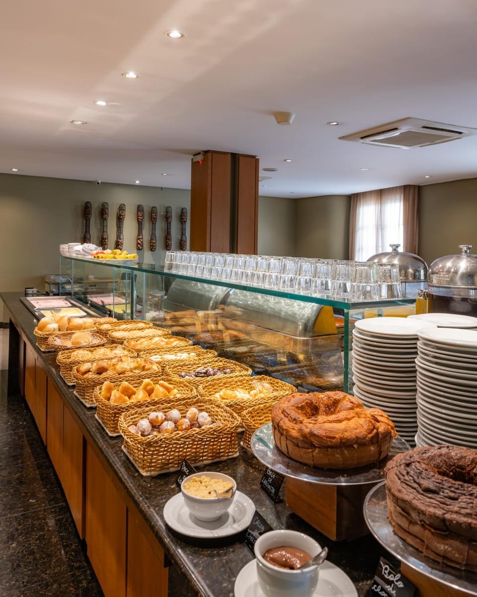 Breakfast, Buffet breakfast