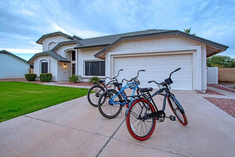 ESTRELLA - Renovated with PATIO, BBQ, POOL & SPA House in Chandler