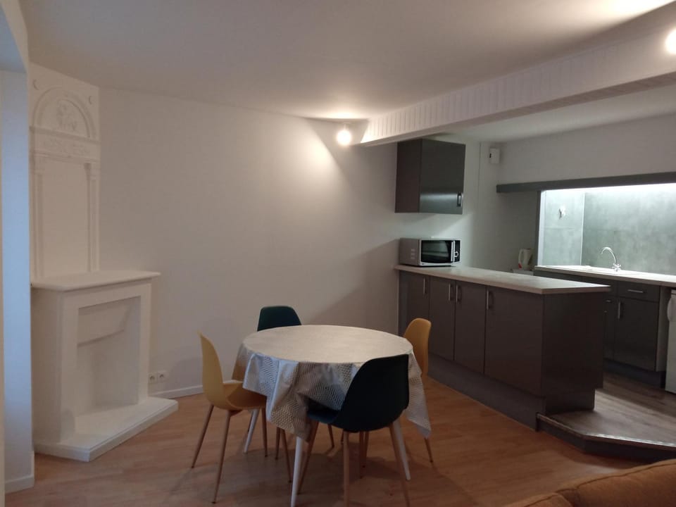 Appartement T3 en duplex Apartment in Nouvelle-Aquitaine
