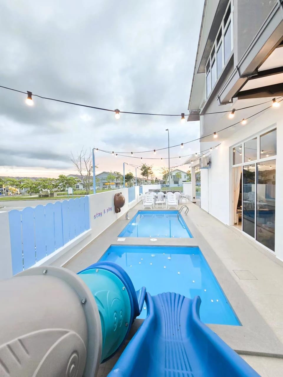 Desaru Kids Water Slide Private Pool & BBQ Homestay Bandar Penawar House in Johor
