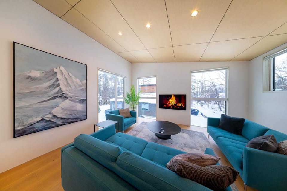 TV and multimedia, Living room, Seating area