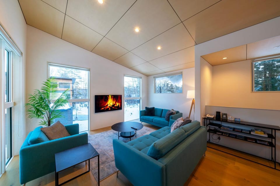 TV and multimedia, Living room, Seating area