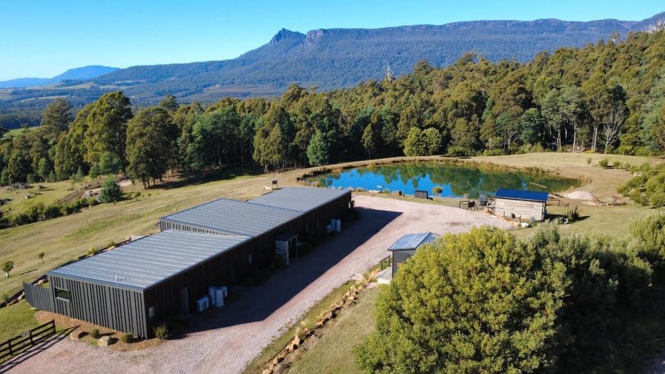 Property building, Day, Natural landscape, Mountain view