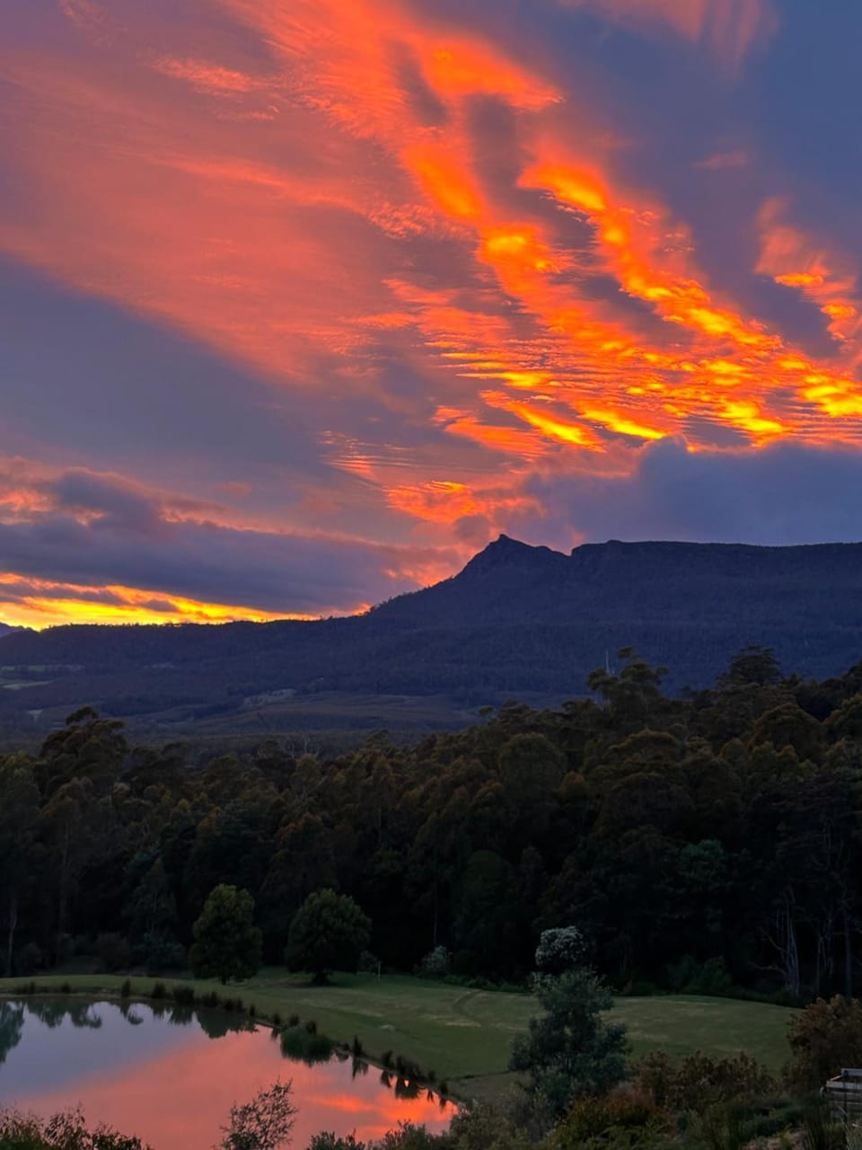 Nearby landmark, Natural landscape, Sunrise