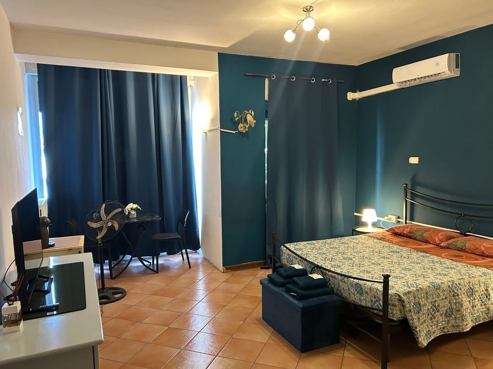 Posto letto in una camera condivisa Bed and Breakfast in Lombardy