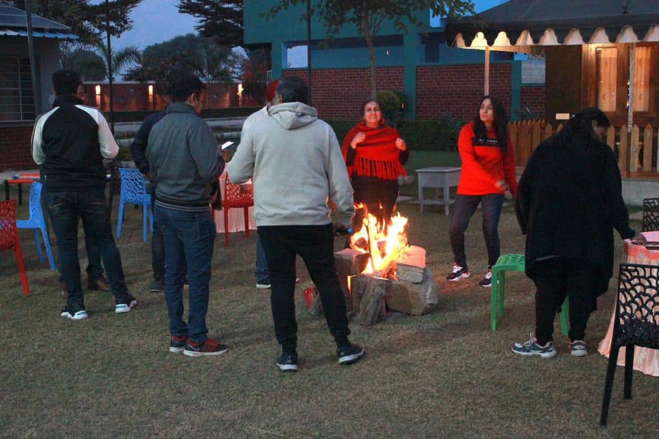 People, Evening entertainment