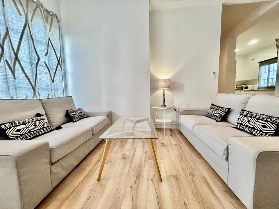 Acogedor apt 6pax 3Bdr 2Bth - CozyHomeSevilla5 Apartment in Seville