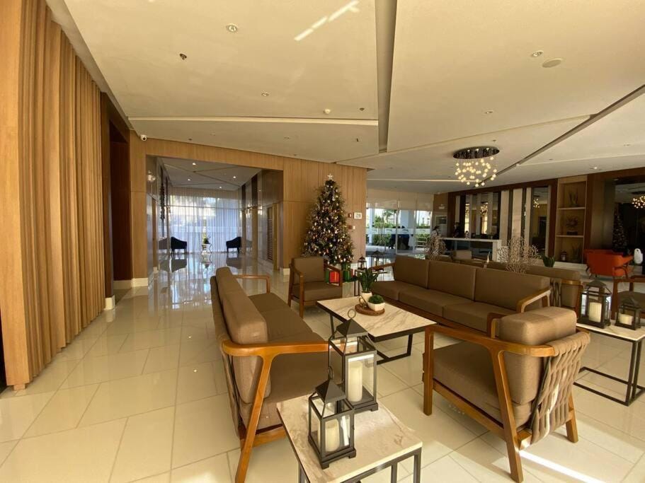 A Cozy 1 Bedroom Unit with a Parking at South Residences SM Southmall Apartment in Las Pinas