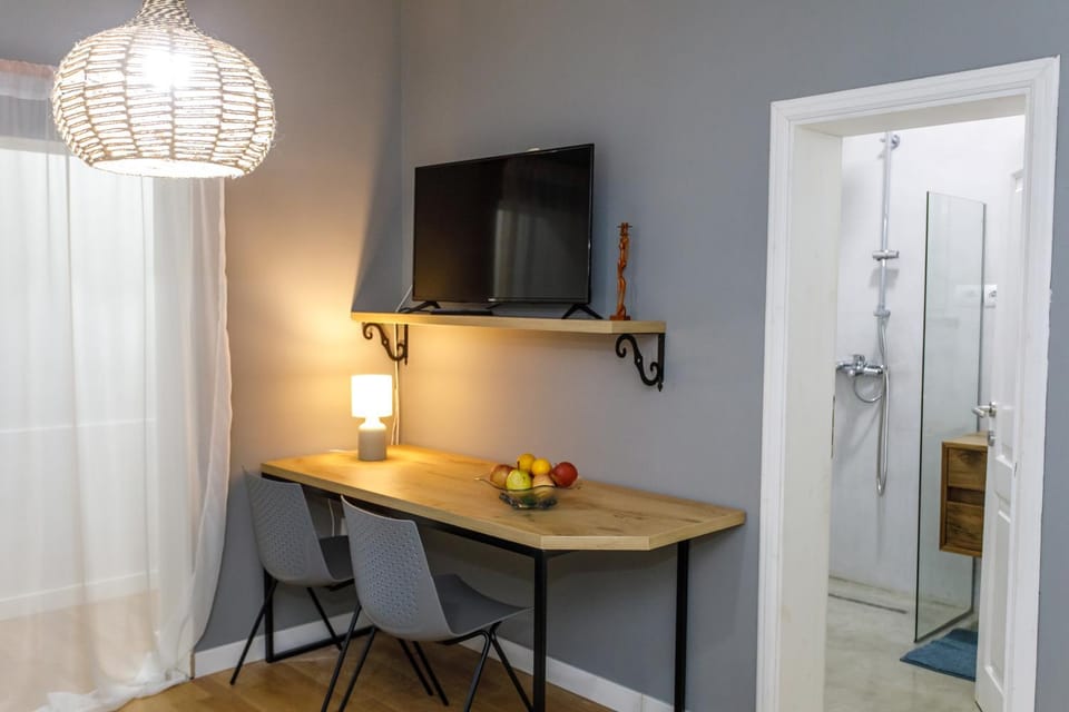TV and multimedia, Bedroom
