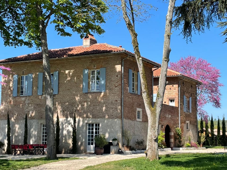 Property building, Garden view